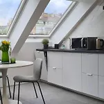 Relax & Enjoy Apartment